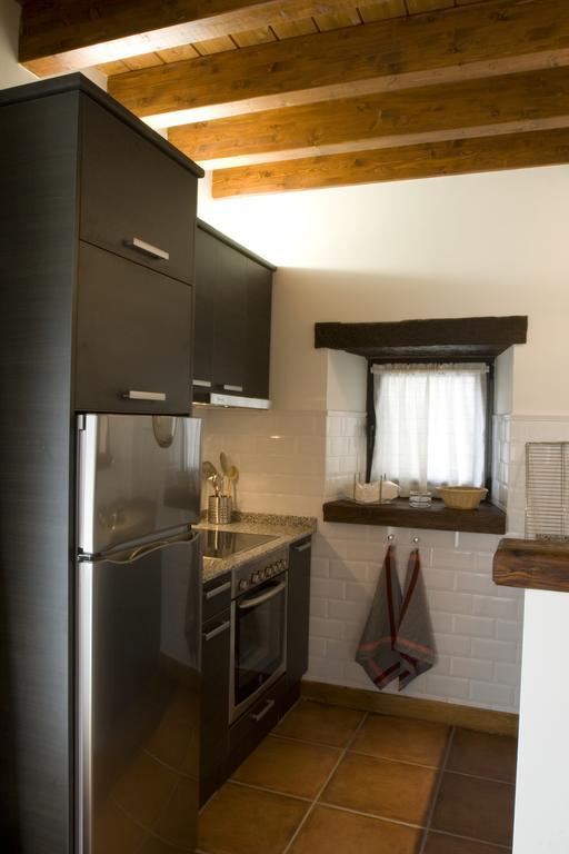 Apartamentos Rurales El Lleron Caso Extérieur photo