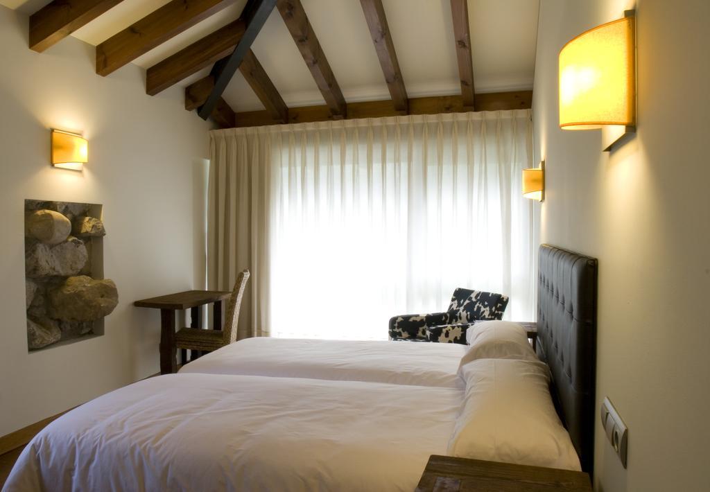 Apartamentos Rurales El Lleron Caso Extérieur photo