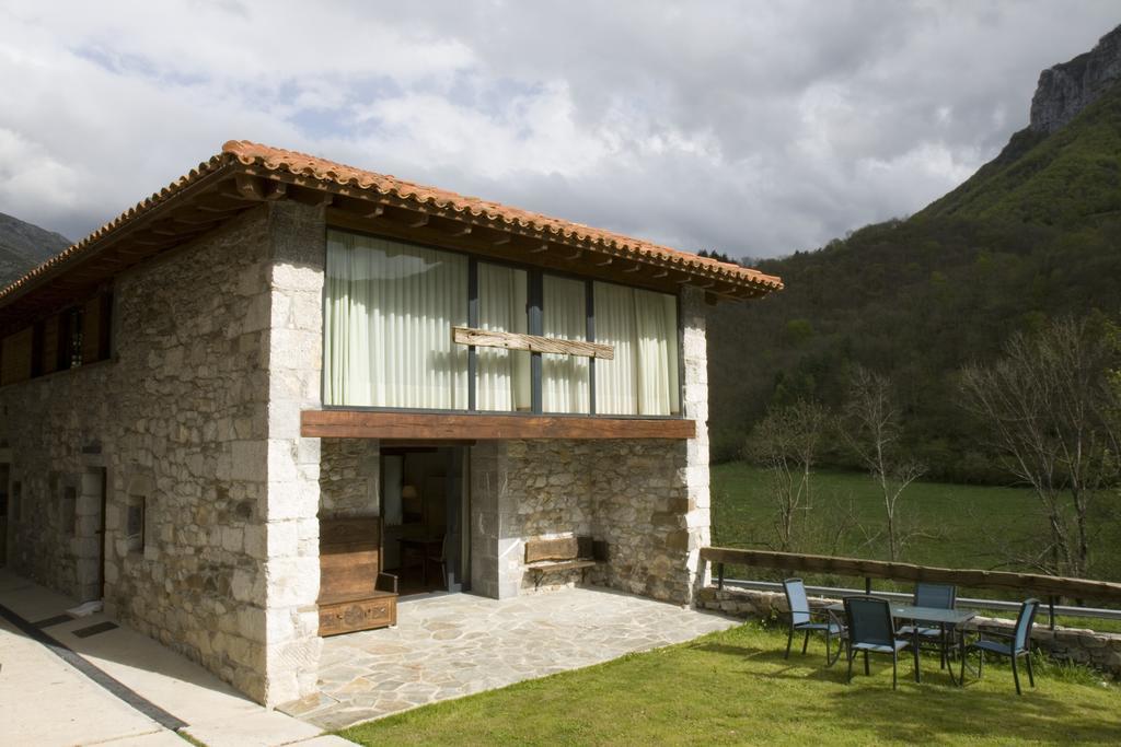 Apartamentos Rurales El Lleron Caso Extérieur photo